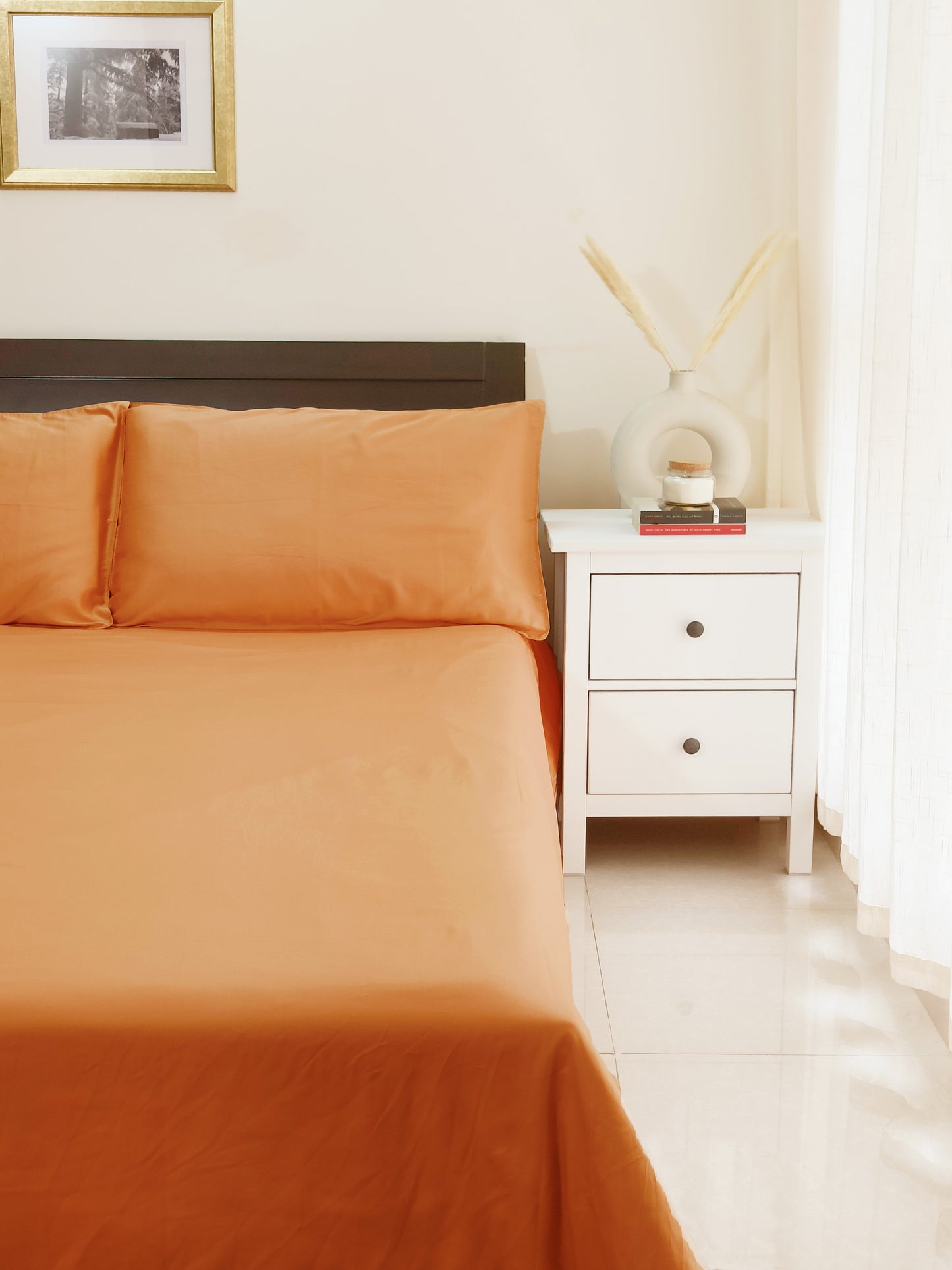 Bamboo Silk 300TC Solid Bedsheet (Dry Orange)